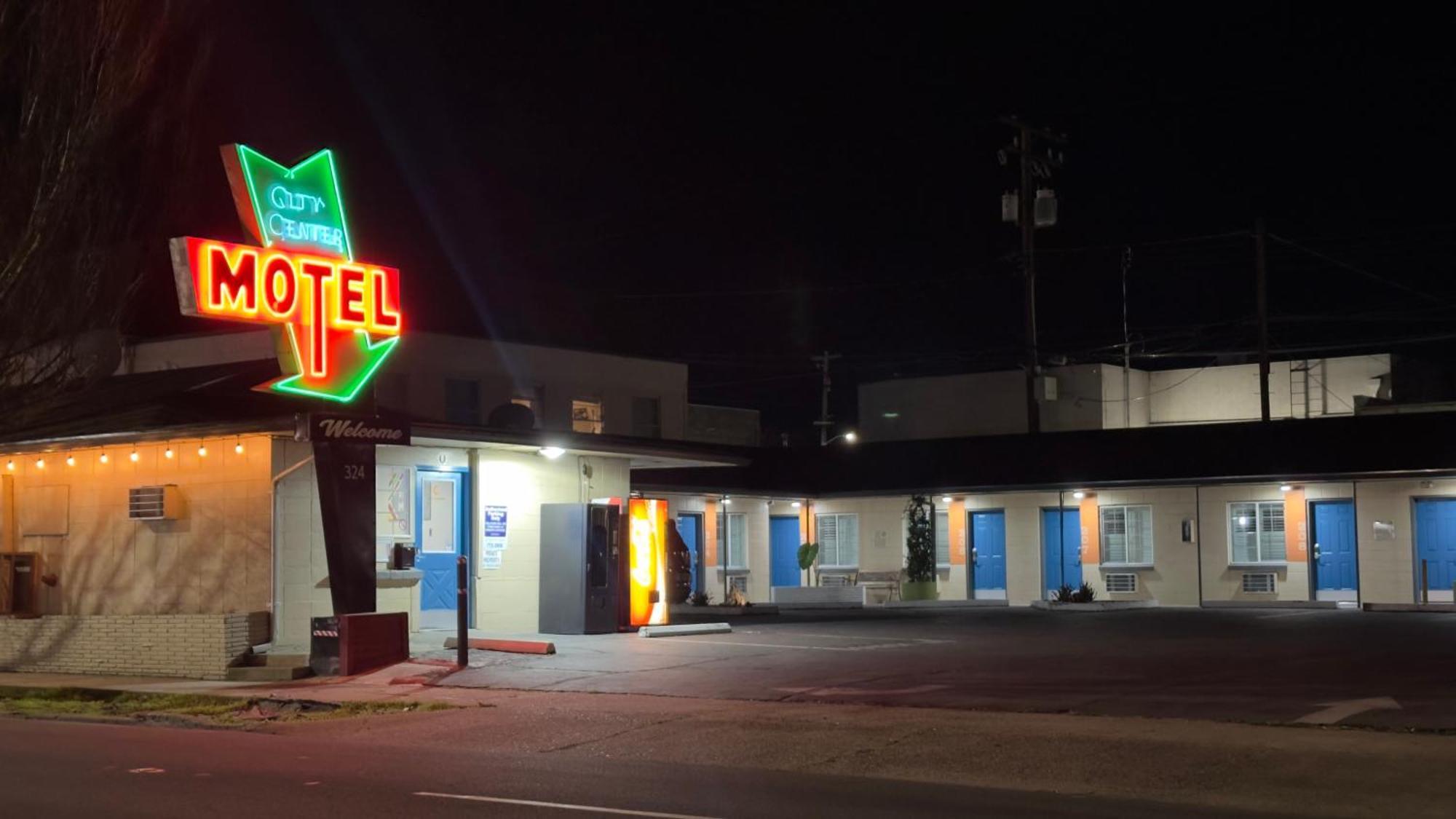 מדפורד City Center Motel מראה חיצוני תמונה